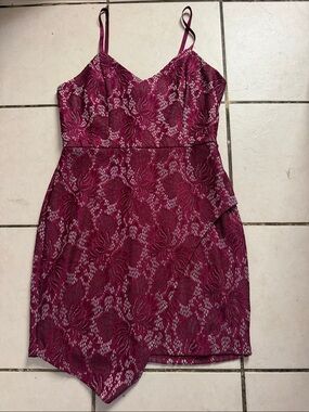Max + Ash Women’s Lace Overlay Spaghetti Strap Dress in Burgundy